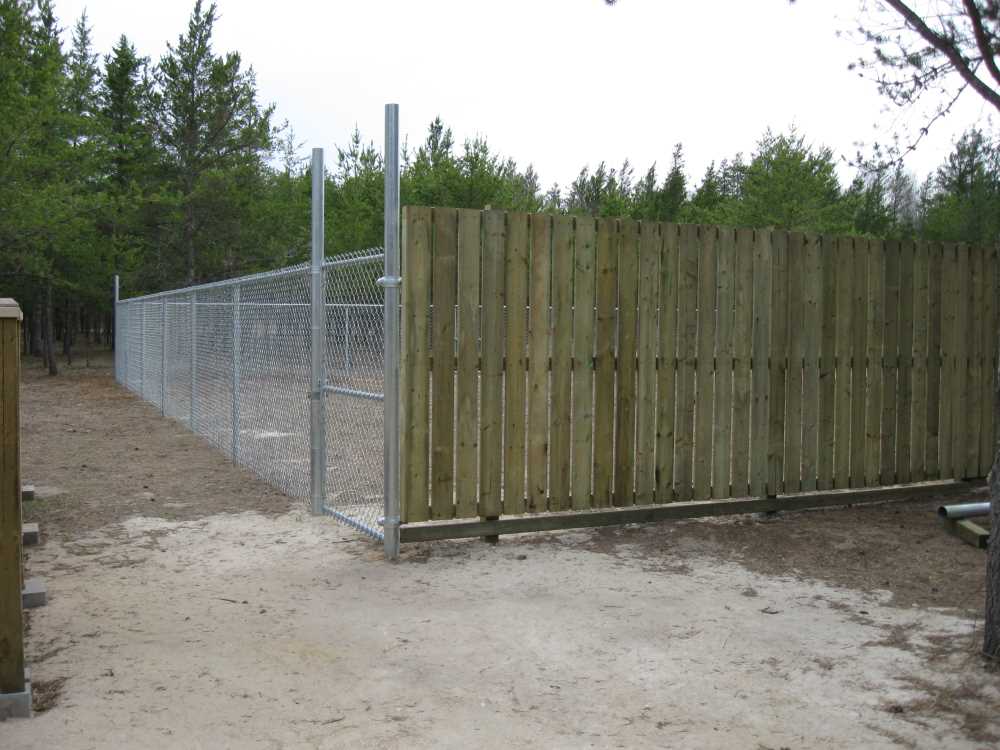 Naturist Legacy History: Gallery 24/18...Building the swimming pool fence