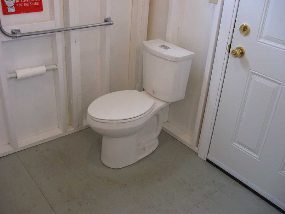 Naturist Legacy History: Gallery 25/07...Washroom/shower building completed