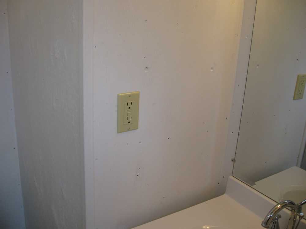 Naturist Legacy History: Gallery 25/10...Washroom/shower building completed