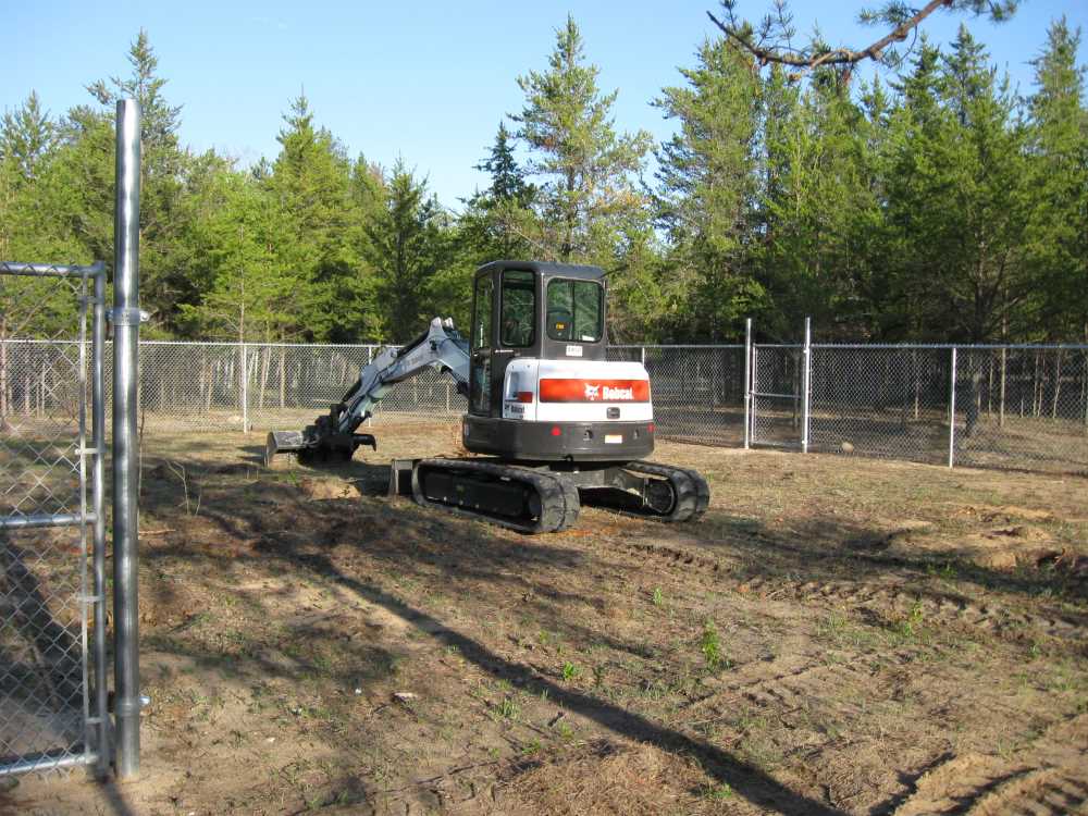 Naturist Legacy History: Gallery 26/01...Work begins on the swimming pool