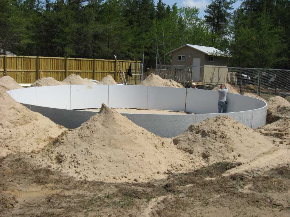 Naturist Legacy History: Gallery 26/19...Work begins on the swimming pool