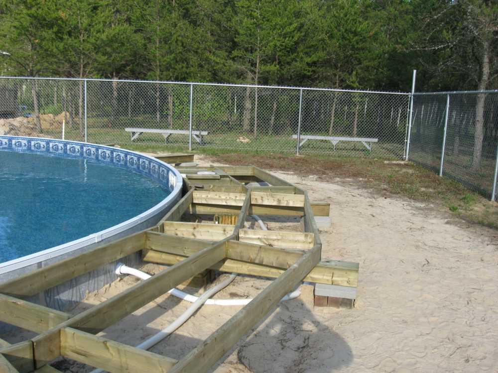 Naturist Legacy History: Gallery 28/03...Building a splash deck for the pool