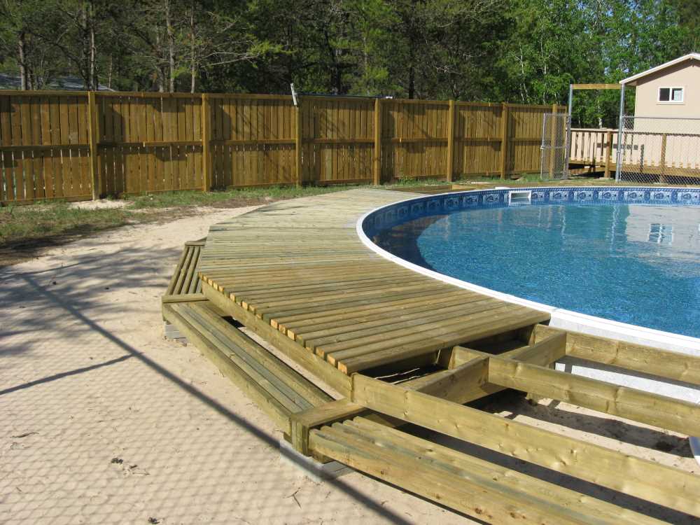 Naturist Legacy History: Gallery 28/12...Building a splash deck for the pool