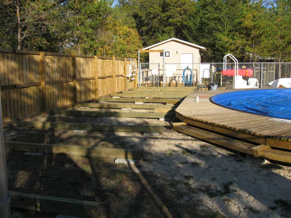 Naturist Legacy History: Gallery 35/04...Work begins on the new sun deck