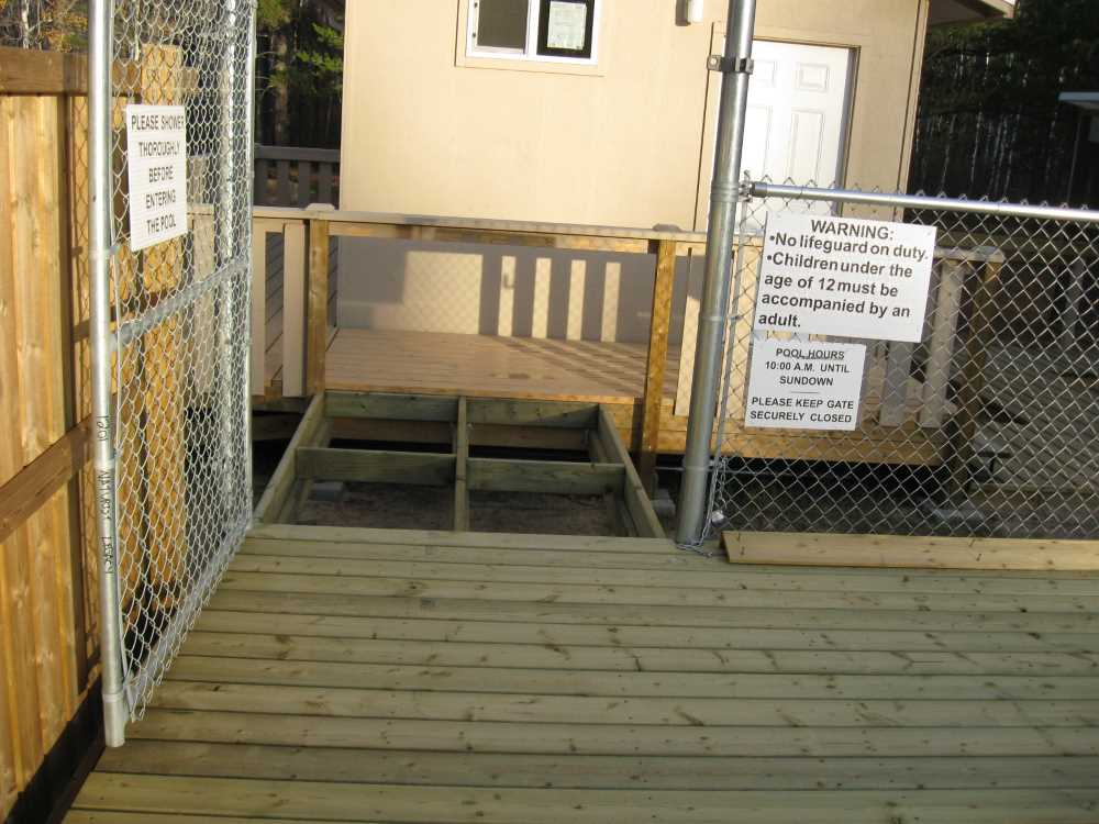 Naturist Legacy History: Gallery 36/01...Sun deck joined to existing decks