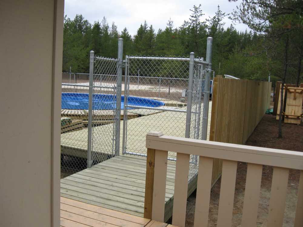 Naturist Legacy History: Gallery 38/01...New deck maintenance routine begins