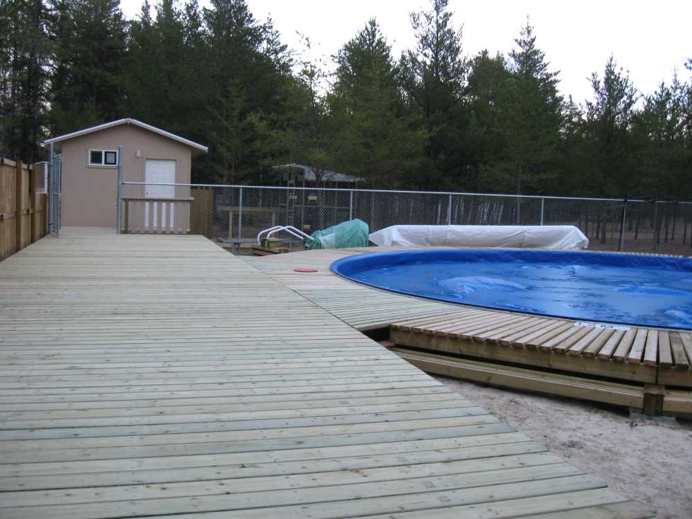 Naturist Legacy History: Gallery 38/02...New deck maintenance routine begins