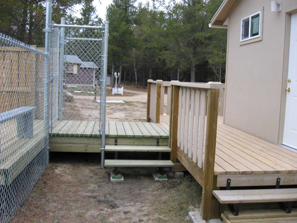 Naturist Legacy History: Gallery 38/04...New deck maintenance routine begins