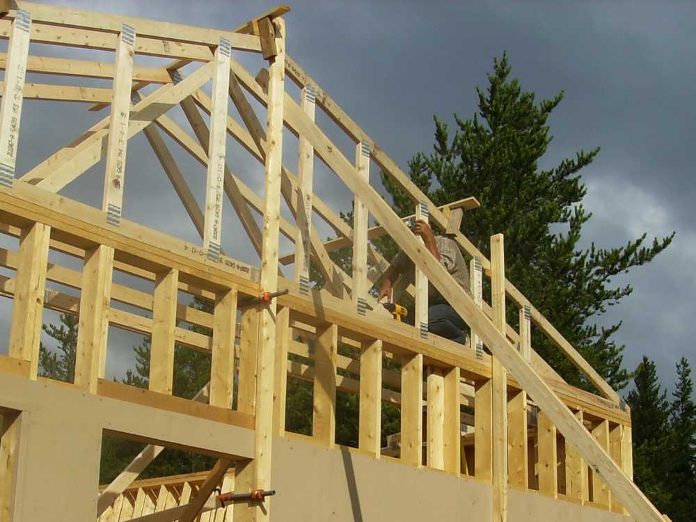 Naturist Legacy History: Gallery 42/07...Raising the clubhouse rafters