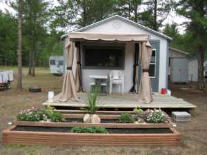 Naturist Legacy History: Gallery 50/06...Our cottage at Naturist Legacy Park